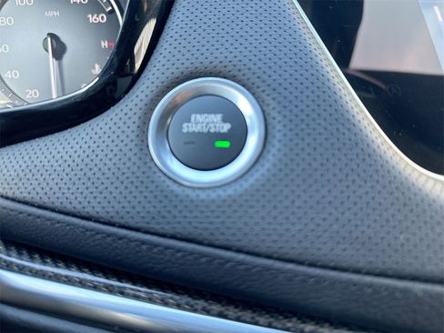 Used 2025 Cadillac XT5 Sportv w/ LPO, Floor Liner Package image 22