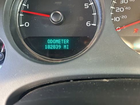 Used 2007 Chevrolet Avalanche LT w/ LT Preferred Equipment Group AWD/4WD image 3
