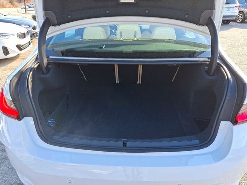 Used 2023 BMW 330i xDrive 330i xDrive w/ Driving Assistance Package image 33