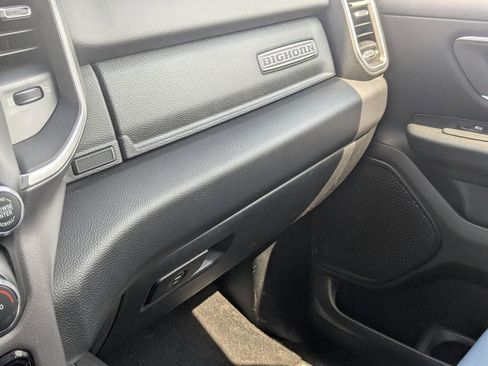 Used 2019 RAM 1500 Big Horn image 27