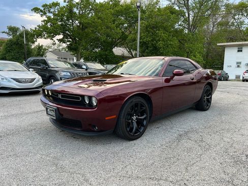 Used 2017 Dodge Challenger SXT Plus RWD image 3