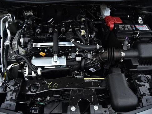 New 2025 Nissan Versa SR w/ Trunk Package image 23