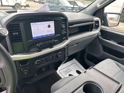 Used 2022 Ford F150 XLT AWD/4WD image 4