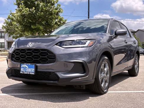 Certified 2026 Honda HR-V LX image 11