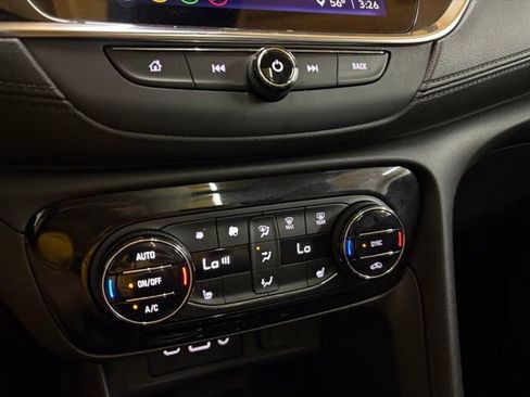Used 2021 Buick Encore GX Select w/ Experience Buick Package FWD image 38