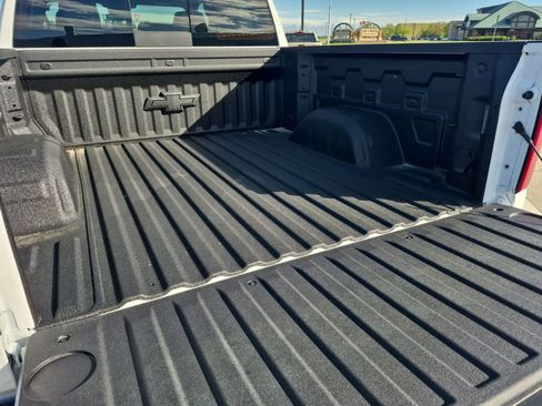 New 2026 Chevrolet Silverado 1500 LTZ w/ LTZ Premium Package AWD/4WD image 23