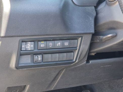 Used 2023 Toyota Tundra SR5 AWD/4WD image 18