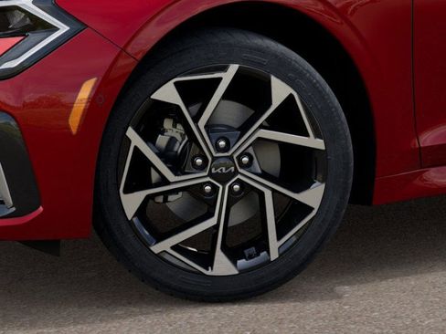 New 2025 Kia K5 EX image 9