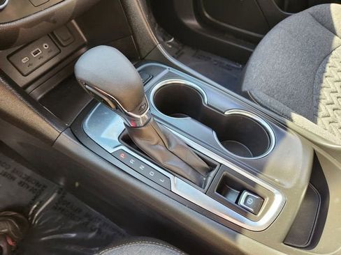 Used 2024 Chevrolet Equinox LT FWD image 28