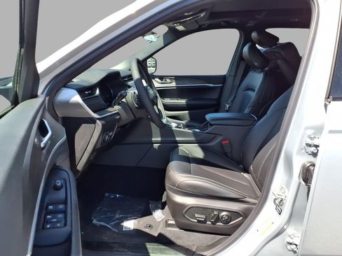 New 2026 Jeep Grand Cherokee L Limited AWD/4WD image 21