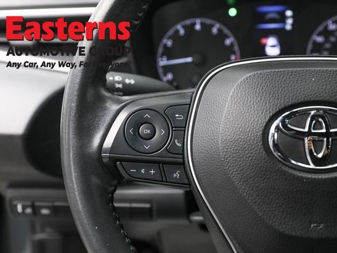 Used 2023 Toyota Corolla SE FWD image 15
