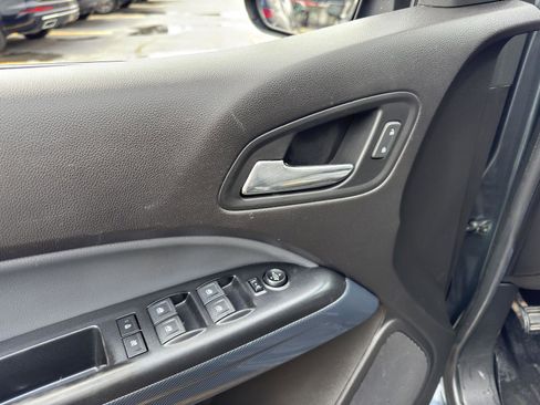 Used 2018 Chevrolet Colorado Z71 AWD/4WD image 15