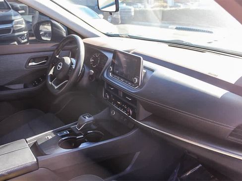 Used 2023 Nissan Rogue SV image 22