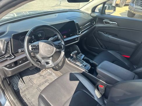 Used 2023 Kia Sportage EX FWD image 13