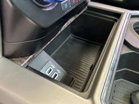 Used 2017 Ford F250 Lariat w/ Lariat Ultimate Package image 54