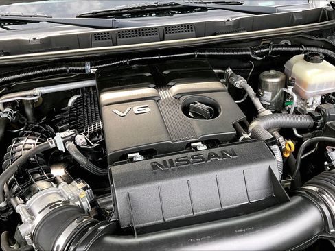 Used 2022 Nissan Frontier Pro-X RWD image 36
