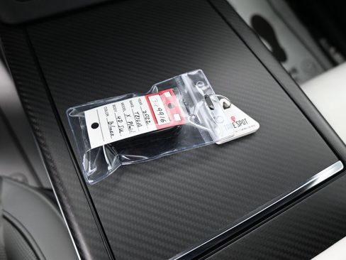 Used 2022 Tesla Model X Plaid image 10