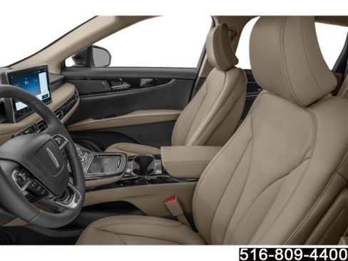 Used 2023 Lincoln Nautilus Reserve AWD/4WD image 10