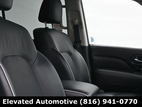 Used 2023 INFINITI QX80 Premium Select w/ All-Season Package image 8