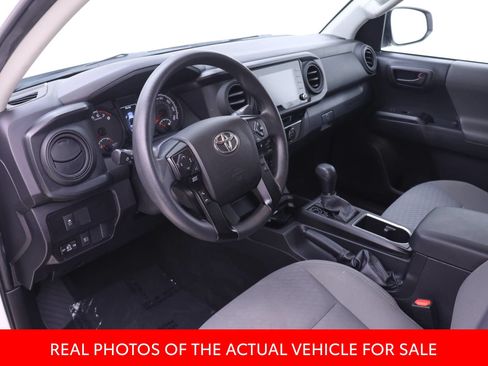 Certified 2022 Toyota Tacoma SR AWD/4WD image 4