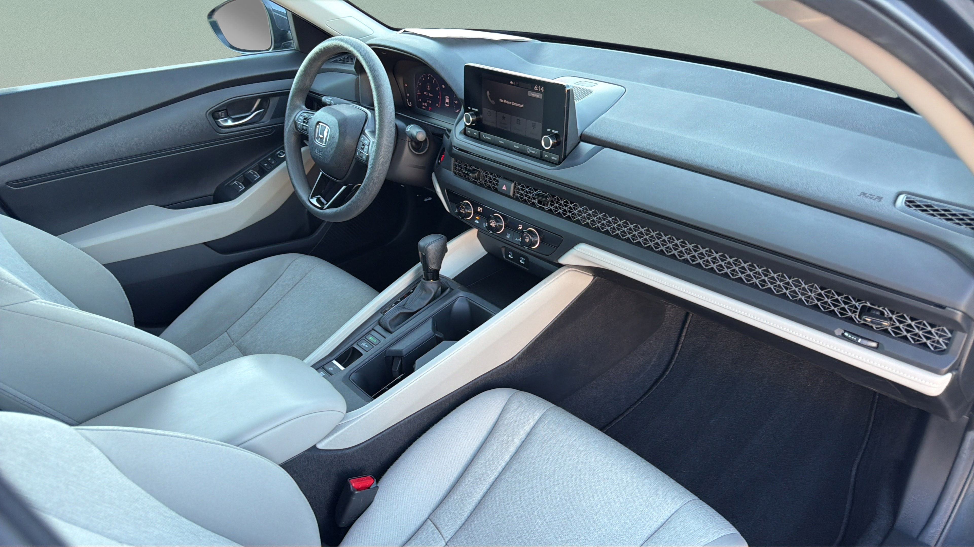 Used 2024 Honda Accord LX image 15