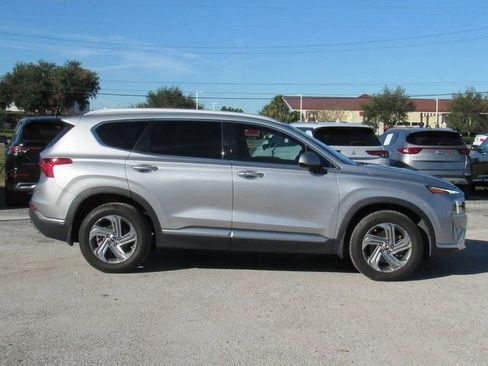 Used 2021 Hyundai Santa Fe SEL image 2