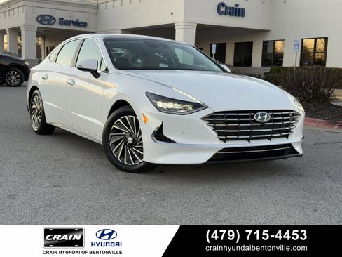 Certified 2023 Hyundai Sonata Limited w/ Cargo Package image 1