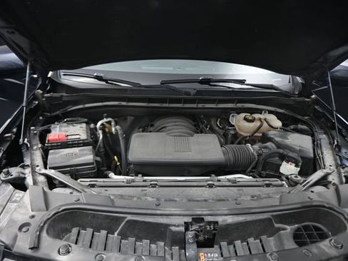 Used 2022 Chevrolet Suburban LT AWD/4WD image 12