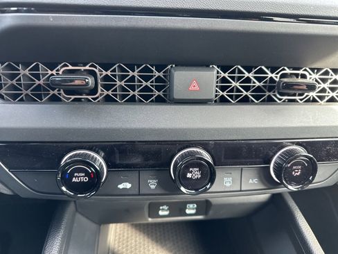 Certified 2025 Honda Accord LX image 27