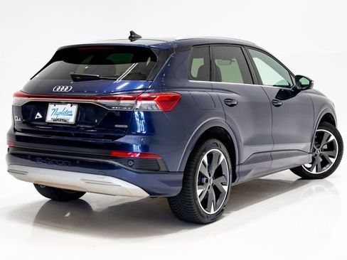 Used 2022 Audi Q4 e-tron Premium w/ Convenience Package AWD/4WD image 30