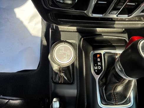 Used 2023 Jeep Wrangler Unlimited Sahara AWD/4WD image 37