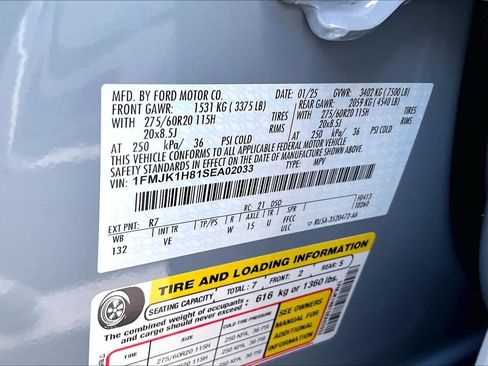 Used 2025 Ford Expedition Max Active RWD image 33