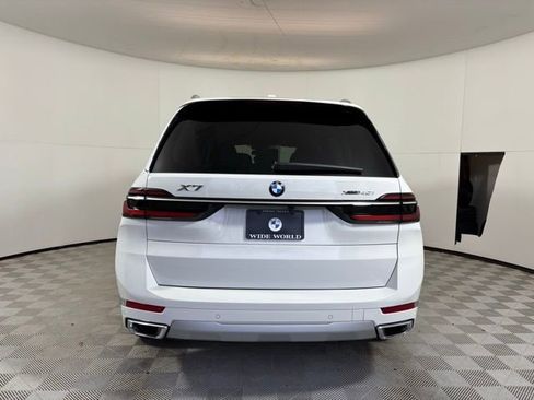 New 2026 BMW X7 xDrive40i image 6