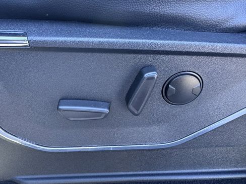 Used 2024 Ford F250 Lariat image 21