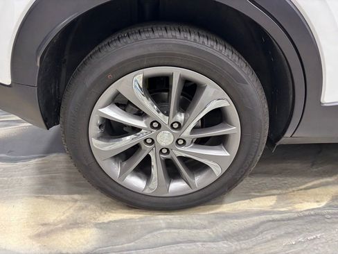 Used 2022 Buick Encore GX Essence w/ Experience Buick Package image 25