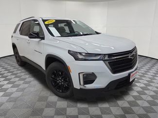 Used 2022 Chevrolet Traverse LS w/ Midnight/Sport Edition AWD/4WD video 3