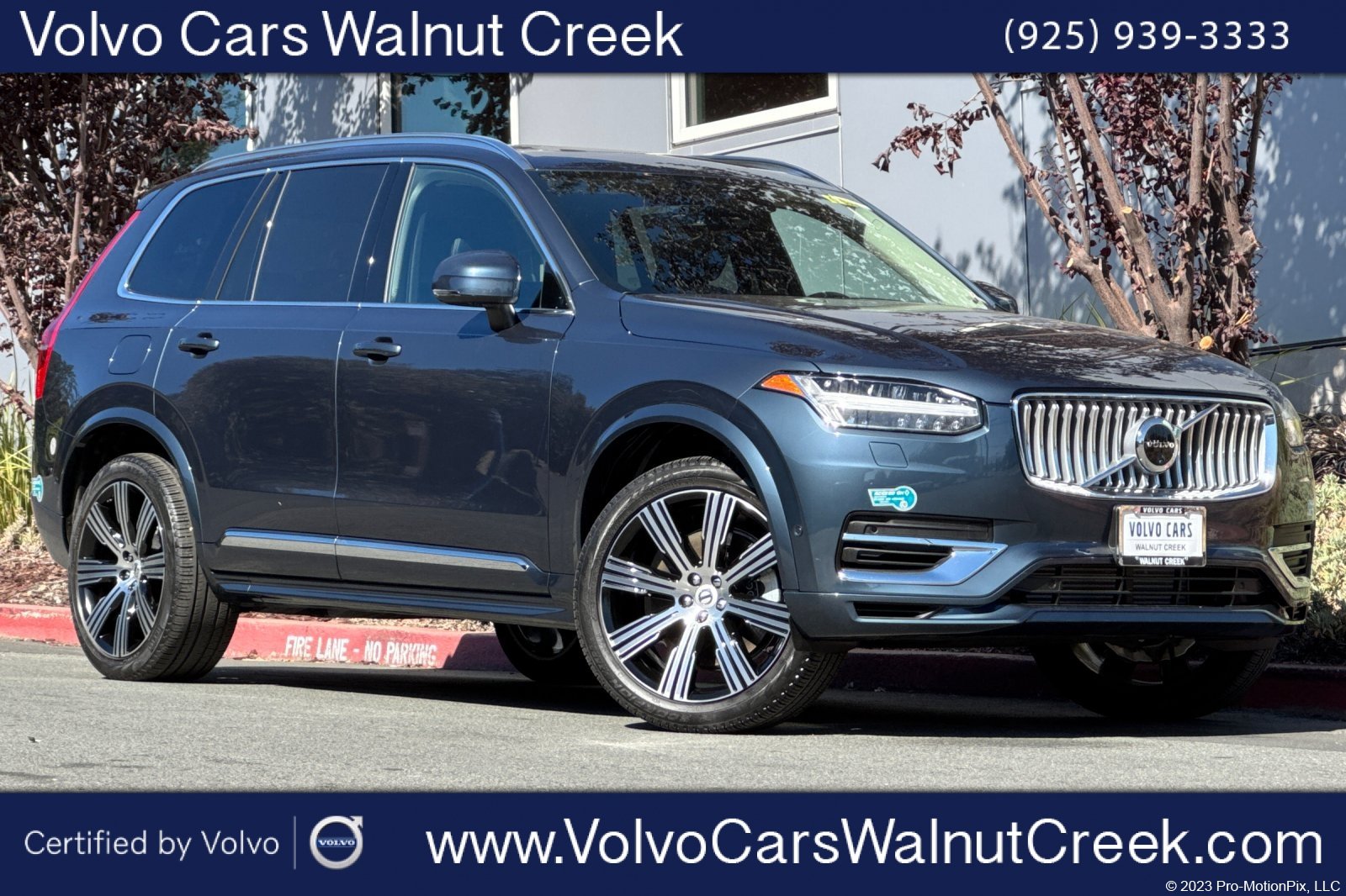 Certified 2025 Volvo XC90 T8 Plus w/ Protection Package Premier AWD/4WD image 1