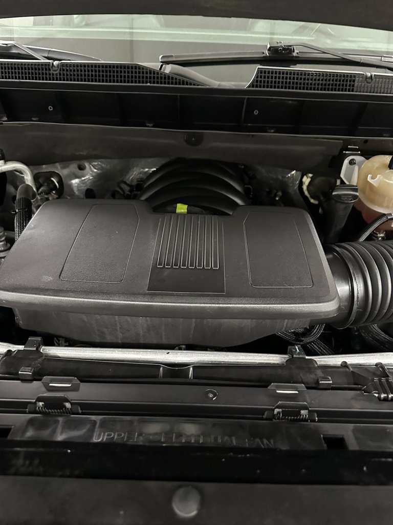 Used 2023 Chevrolet Silverado 1500 RST AWD/4WD image 7