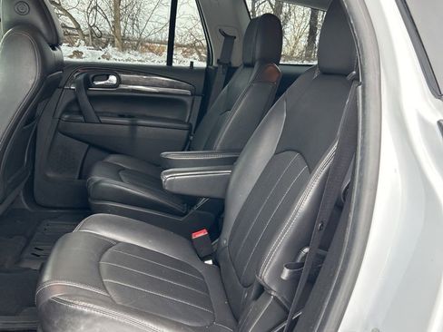 Used 2017 Buick Enclave Leather image 16