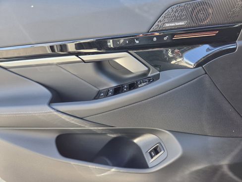 New 2026 BMW 530i 530i w/ M Sport Package image 21