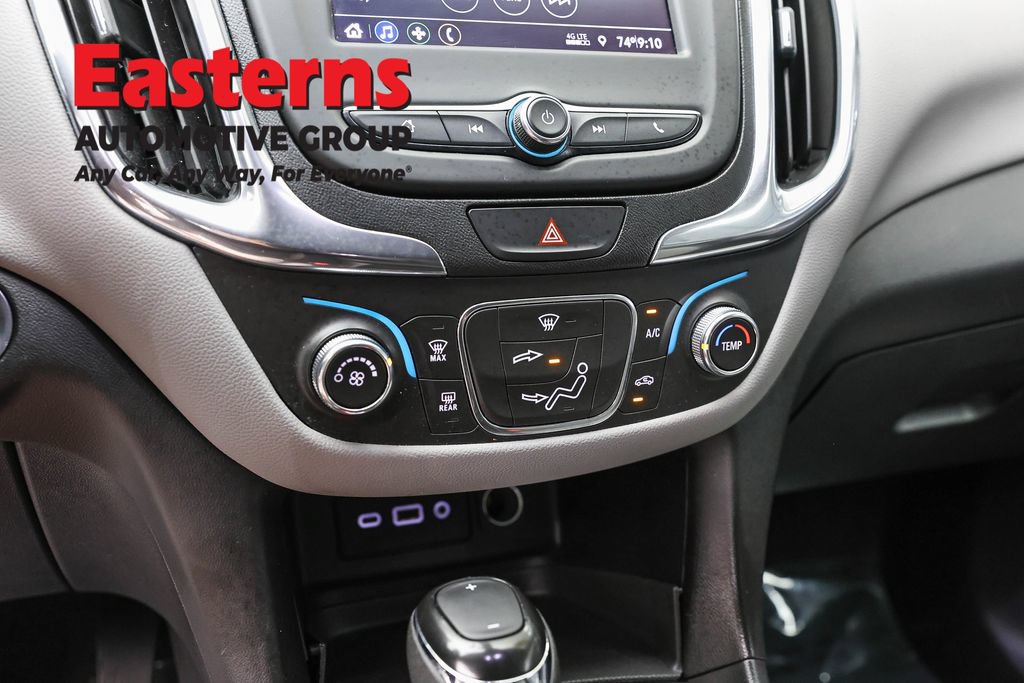 Used 2021 Chevrolet Equinox LT FWD image 20