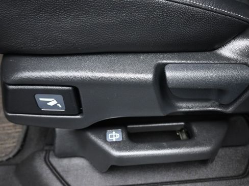 Used 2023 Honda Odyssey Touring image 32