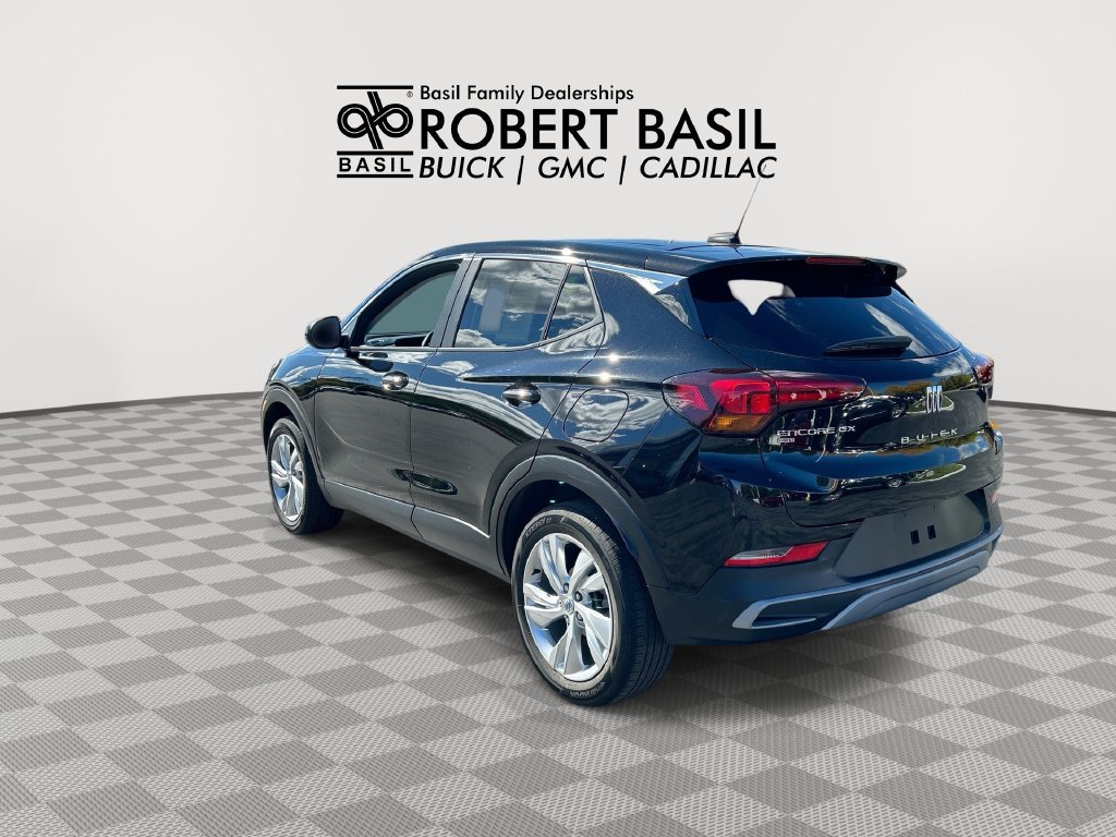 Used 2024 Buick Encore GX Preferred w/ Comfort Package AWD/4WD image 6