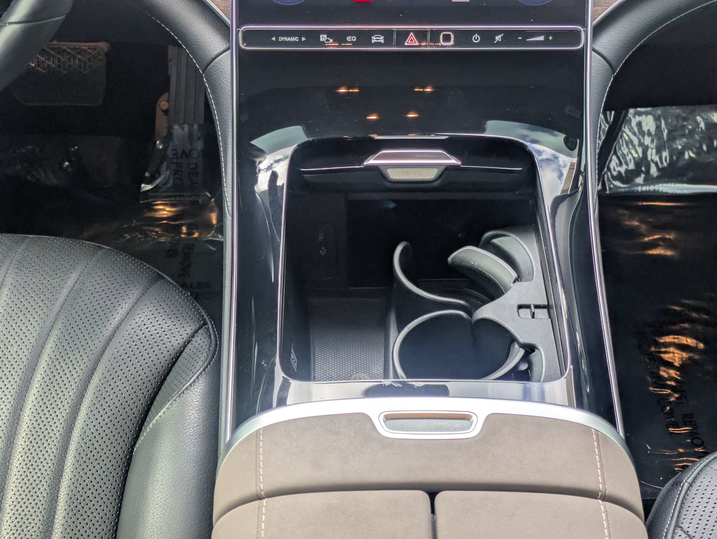 Used 2022 Mercedes-Benz EQS 450+ Sedan image 17