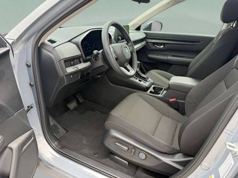 Certified 2024 Honda CR-V EX image 9