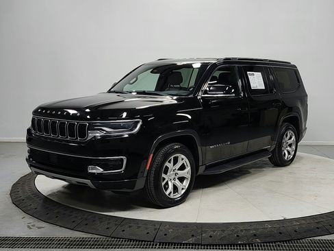 Used 2022 Jeep Wagoneer Series II image 3