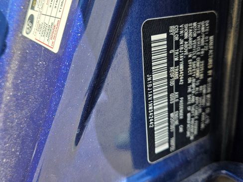 Used 2022 Nissan Rogue Sport S image 9