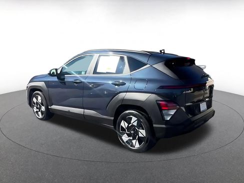 Used 2025 Hyundai Kona SEL image 8