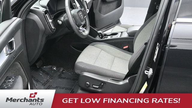 Used 2024 Volvo XC40 B5 Core AWD/4WD image 17
