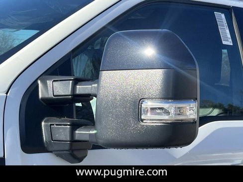New 2026 Ford F250 Platinum AWD/4WD image 13